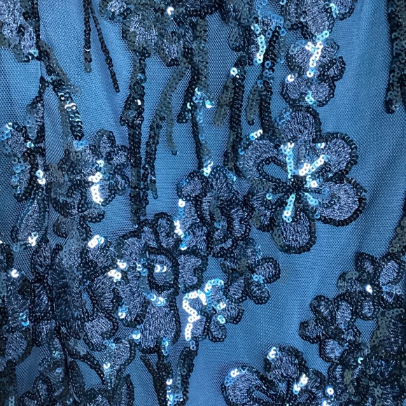 Alex Evenings Slit Sleeve Sequin Cocktail Sheath Dress, size 12 - Picture 4 of 13